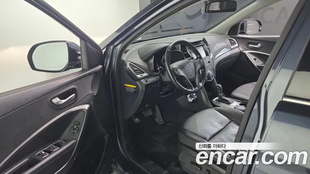 Hyundai Santa Fe 2016 thumb 10