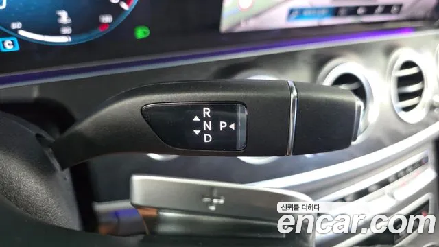 Mercedes-Benz E-Класс 2022 thumb 9