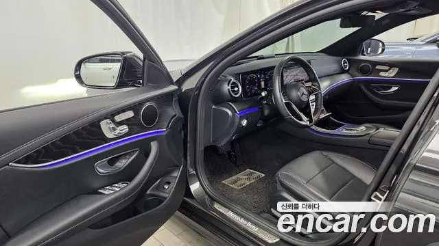 Mercedes-Benz E-Класс 2022 thumb 10
