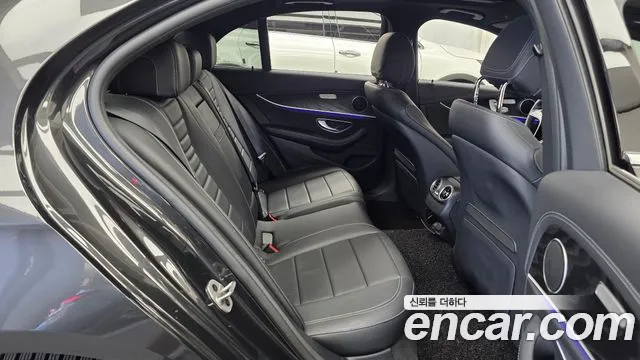 Mercedes-Benz E-Класс 2022 thumb 12