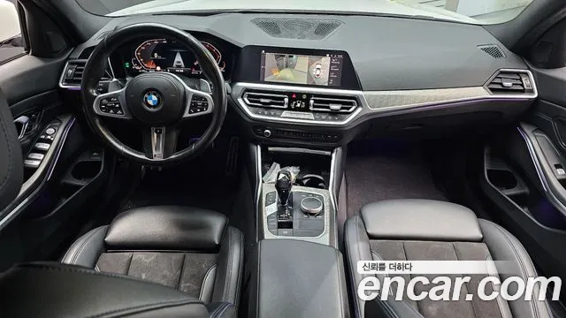BMW 3-Series 2021 thumb 7