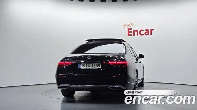 Mercedes-Benz S-Класс 2023 thumb 4