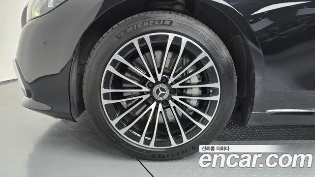 Mercedes-Benz S-Класс 2023 thumb 5