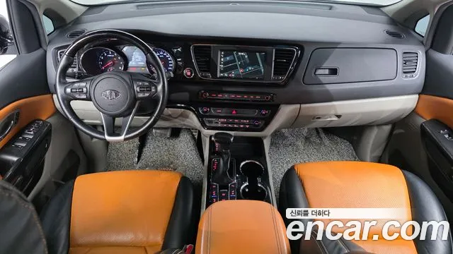 Kia Carnival 2018 thumb 7