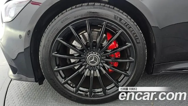 Mercedes-Benz AMG GT 2021 thumb 5