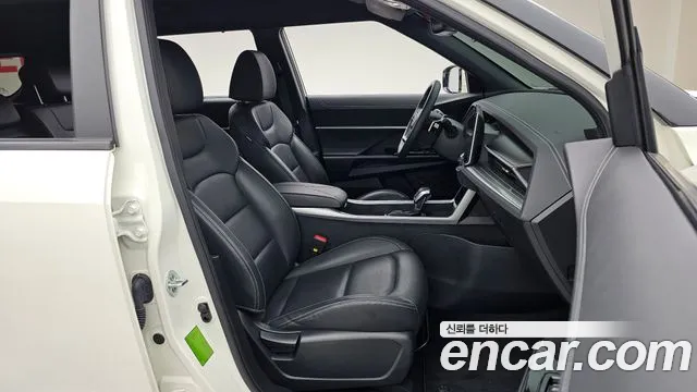 KG_Mobility_Ssangyong Torres 2022 thumb 11