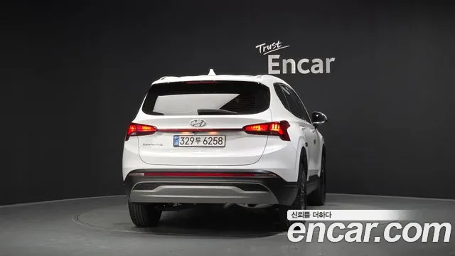 Hyundai Santa Fe 2022 thumb 4