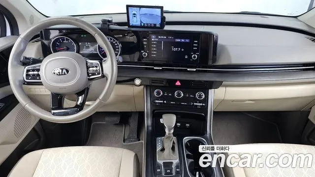 Kia Carnival 2021 thumb 7