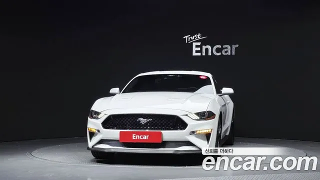 Ford Mustang Mach-E 2022 thumb 3