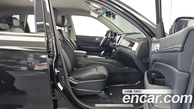 KG_Mobility_Ssangyong Rexton 2021 thumb 11