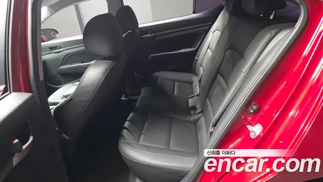 Hyundai Avante 2016 thumb 11
