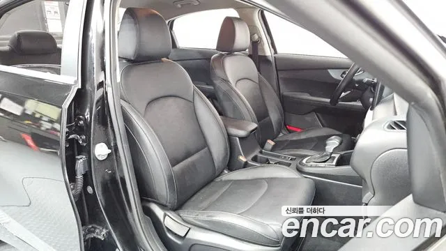 Kia K3 2021 thumb 10