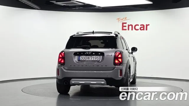 MINI Countryman 2023 thumb 4