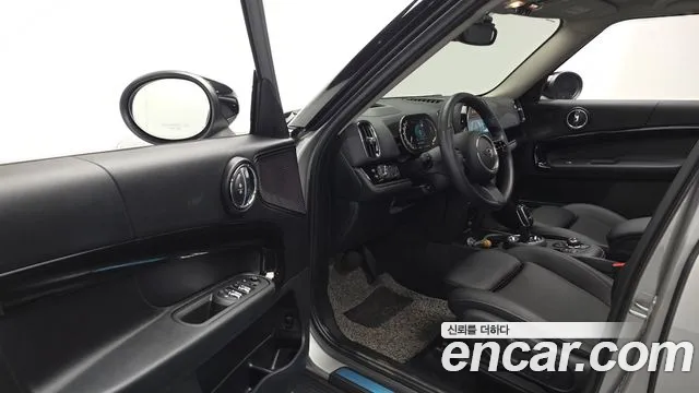 MINI Countryman 2023 thumb 10