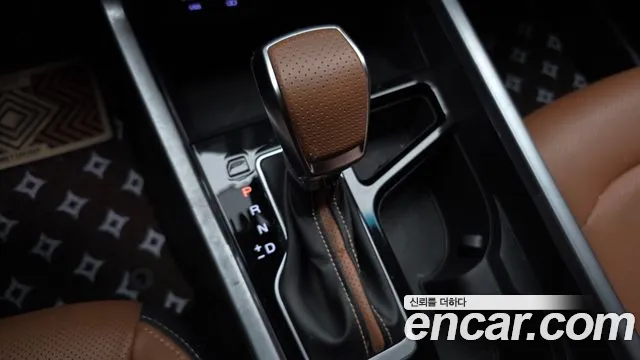 KG_Mobility_Ssangyong Torres 2022 thumb 9