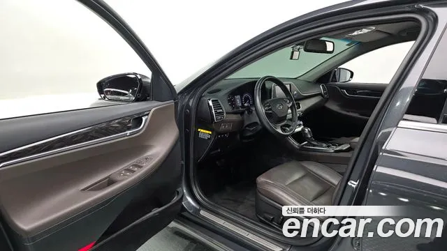 Hyundai Grandeur 2018 thumb 10