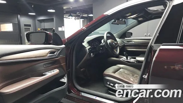 BMW Gran Turismo 2019 thumb 10