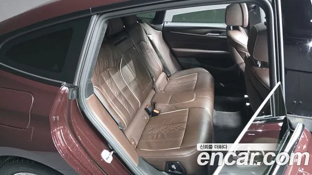 BMW Gran Turismo 2019 thumb 12