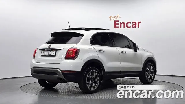Fiat 500X 2016 thumb 2