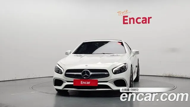 Mercedes-Benz SL-Класс 2018 thumb 3