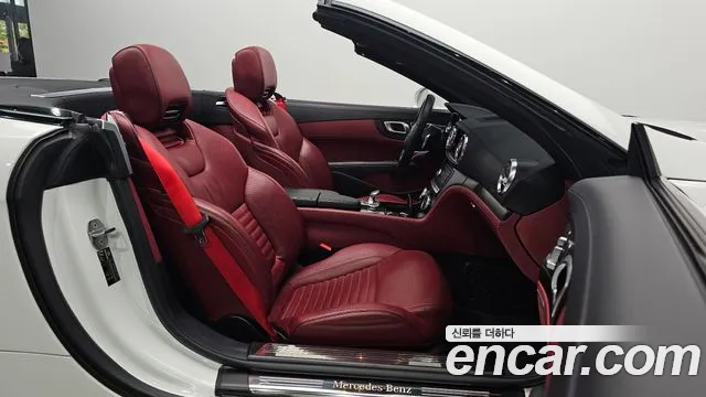 Mercedes-Benz SL-Класс 2018 thumb 10