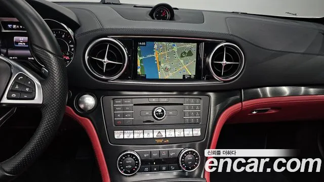 Mercedes-Benz SL-Класс 2018 thumb 12