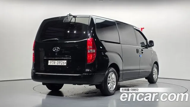 Hyundai Starex 2019 thumb 2