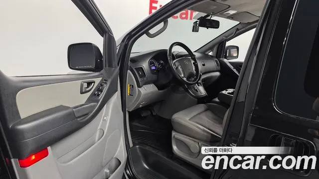 Hyundai Starex 2019 thumb 10