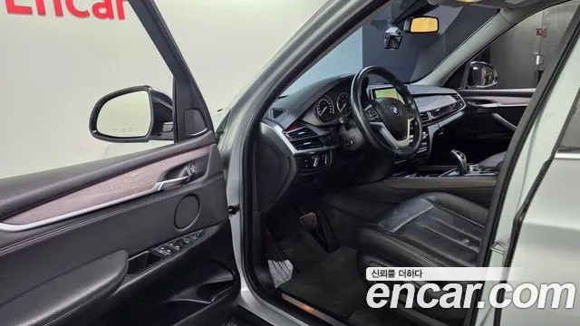 BMW X5 2015 thumb 10
