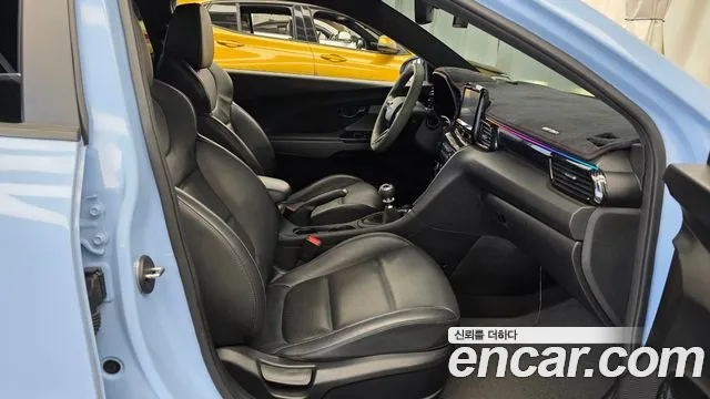 Hyundai Veloster 2019 thumb 11