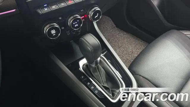 Renault-KoreaSamsung Arkana 2022 thumb 9