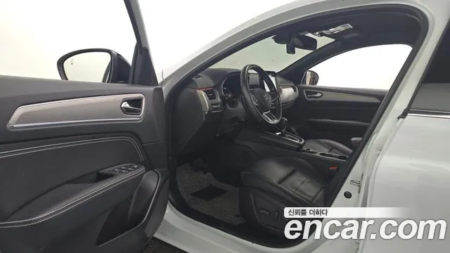 Renault-KoreaSamsung Arkana 2022 thumb 10