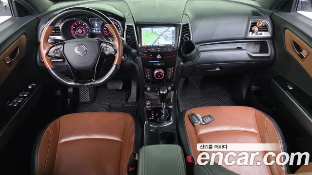 KG_Mobility_Ssangyong TIBOLI 2017 thumb 7