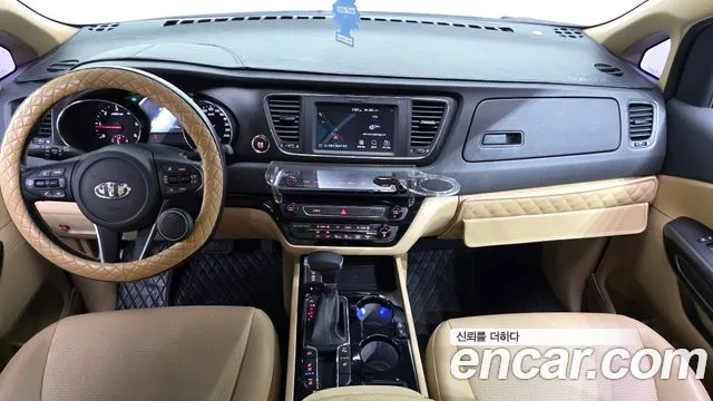 Kia Carnival 2019 thumb 7