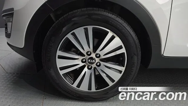Kia Sportage 2015 thumb 5