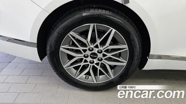 Genesis G80 2024 thumb 5