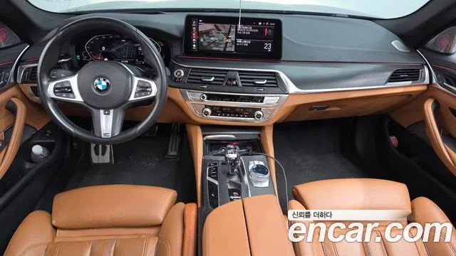BMW 5-Series 2020 thumb 7