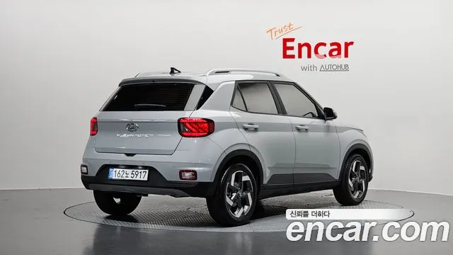 Hyundai Venue 2025 thumb 2