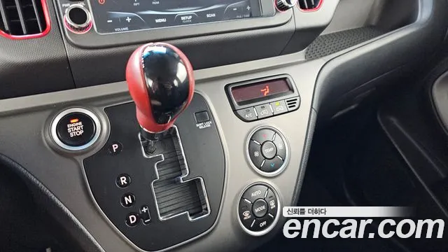 Kia Ray 2015 thumb 9