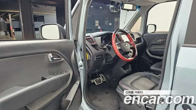 Kia Ray 2015 thumb 10