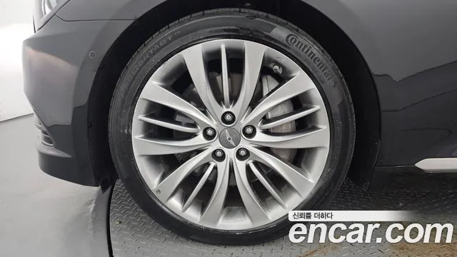 Hyundai Genesis 2015 thumb 5