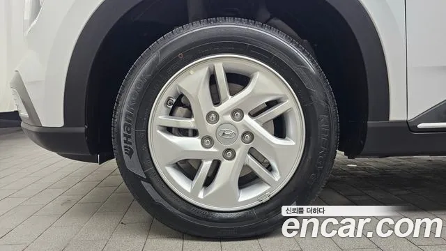 Hyundai Venue 2025 thumb 5