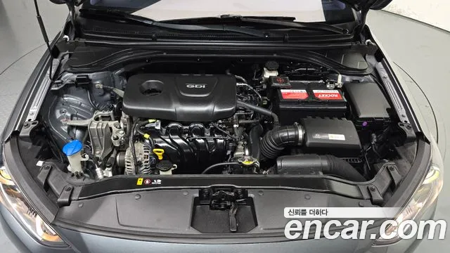 Hyundai Avante 2016 thumb 6