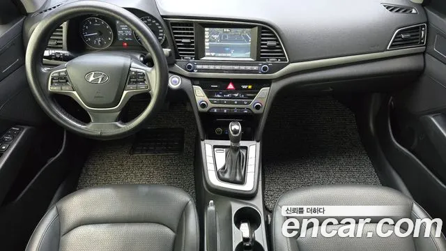 Hyundai Avante 2016 thumb 7