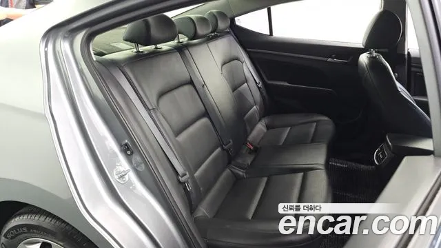 Hyundai Avante 2016 thumb 12