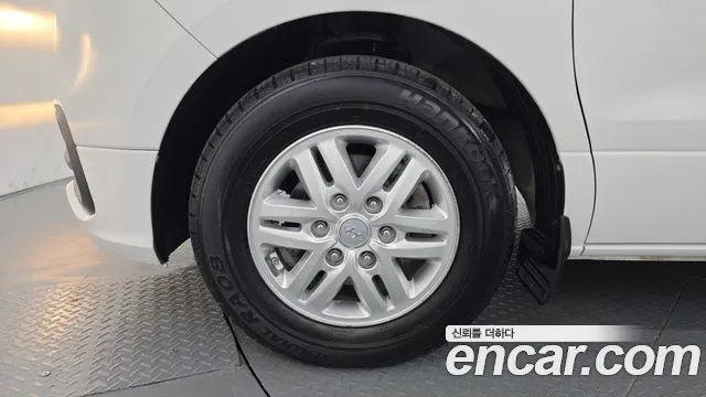 Hyundai Starex 2021 thumb 5