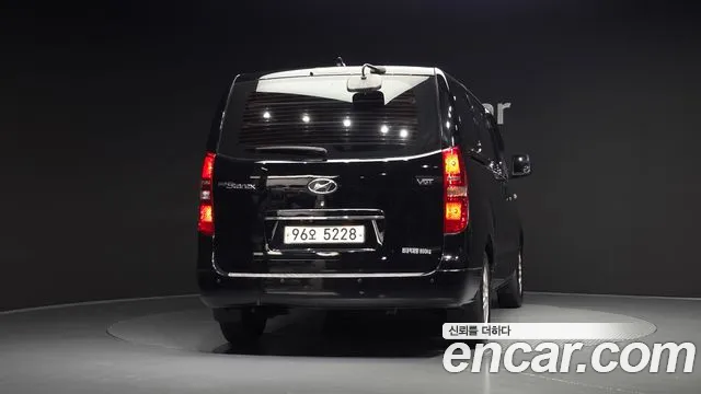 Hyundai Starex 2018 thumb 3