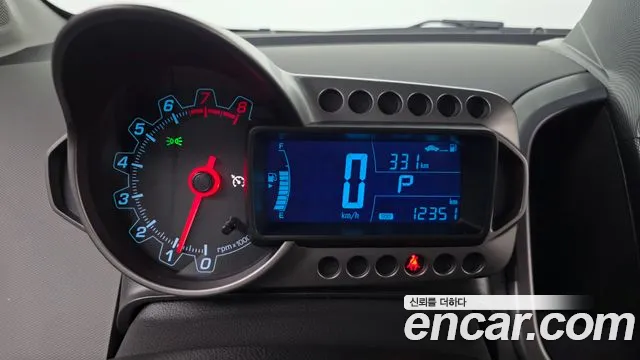 ChevroletGMDaewoo Aveo 2014 thumb 7