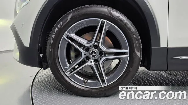 Mercedes-Benz GLB 2021 thumb 5
