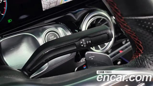 Mercedes-Benz GLB 2021 thumb 9